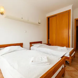C03 - Galé In Apartamento